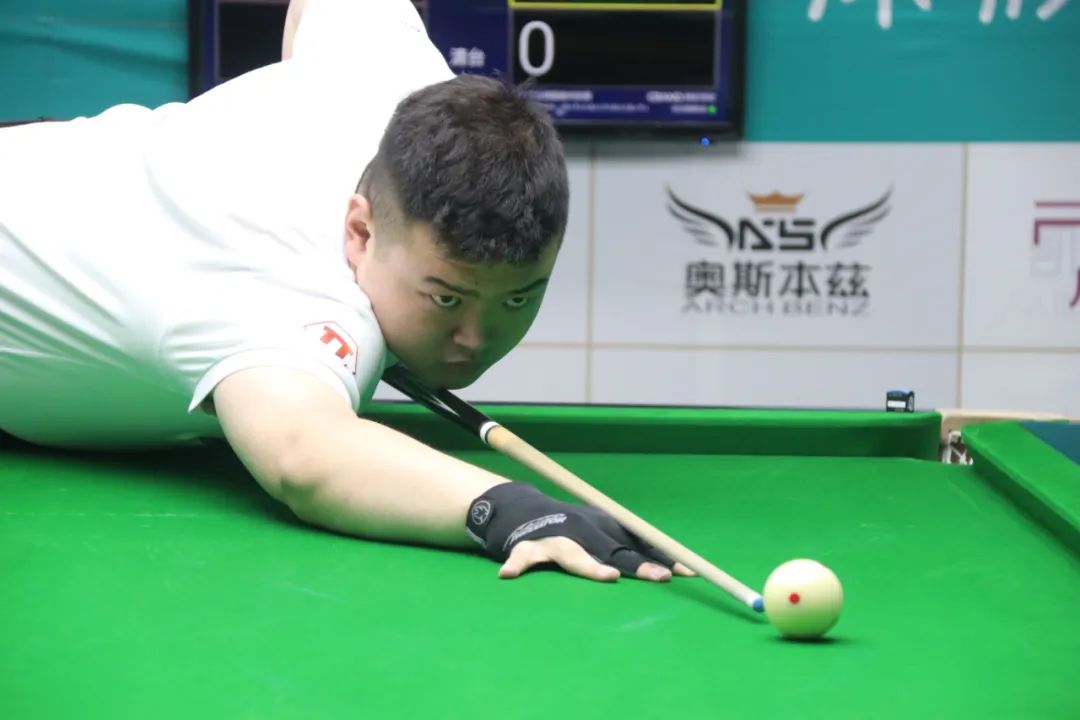 他们依旧展 他们依旧展