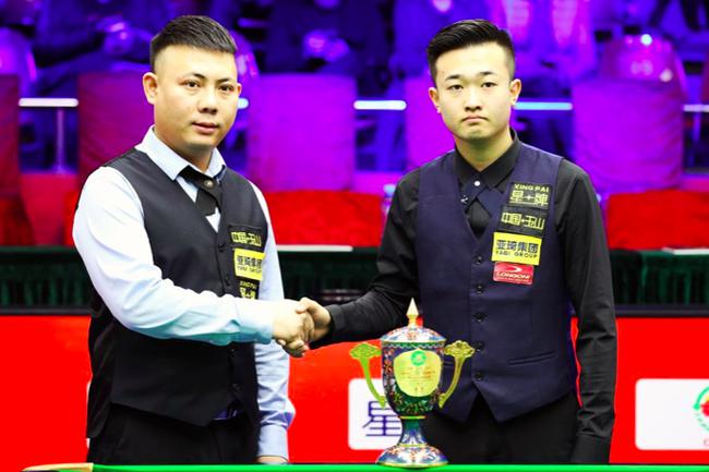 罗马与乔治 罗马与乔治