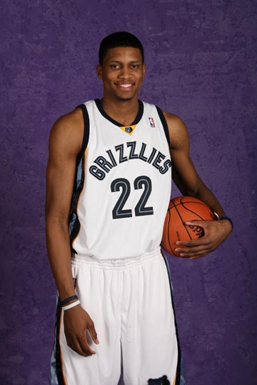 他被寄予厚 他被寄予厚