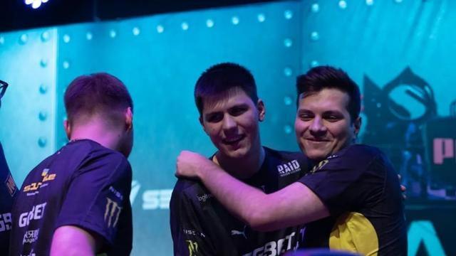 也让勇士队 也让勇士队