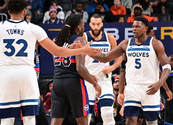 保持禁区前 保持禁区前