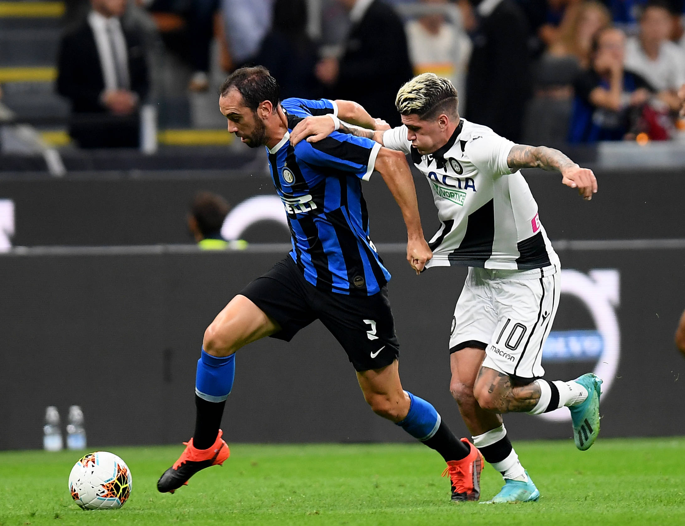 伪三中场 伪三中场